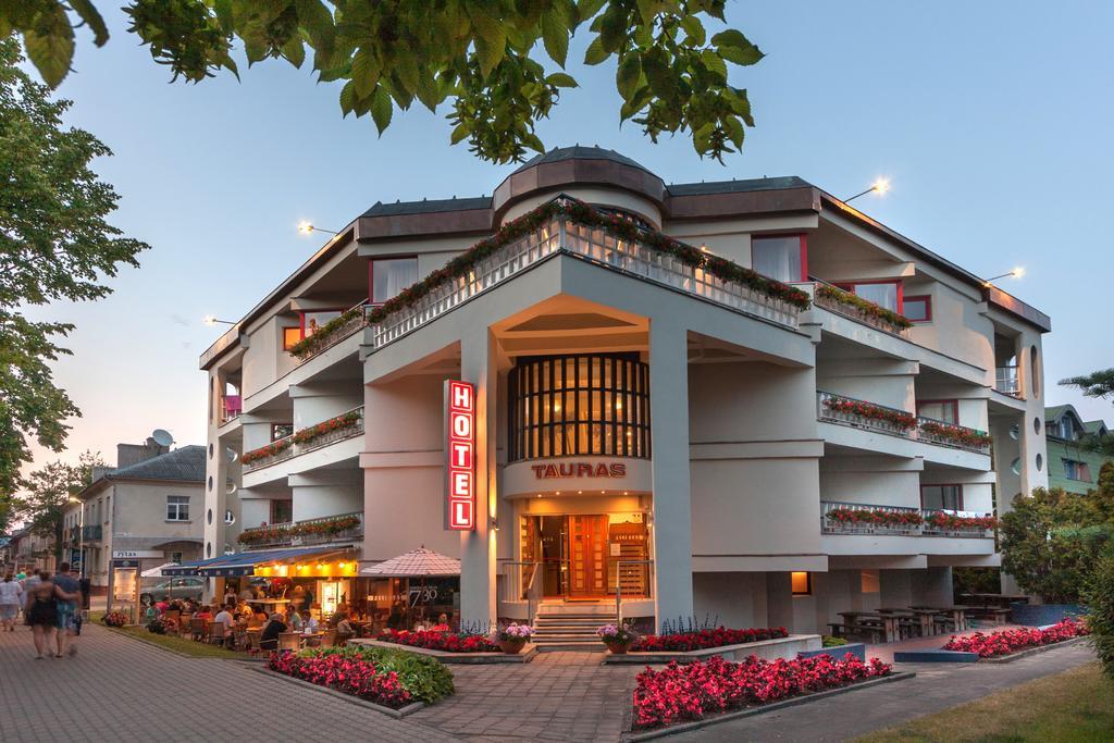 Tauras Center Hotel Palanga Exterior photo