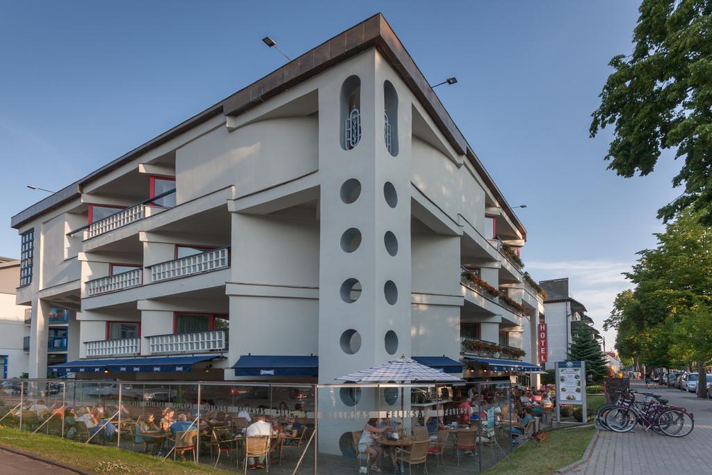 Tauras Center Hotel Palanga Exterior photo